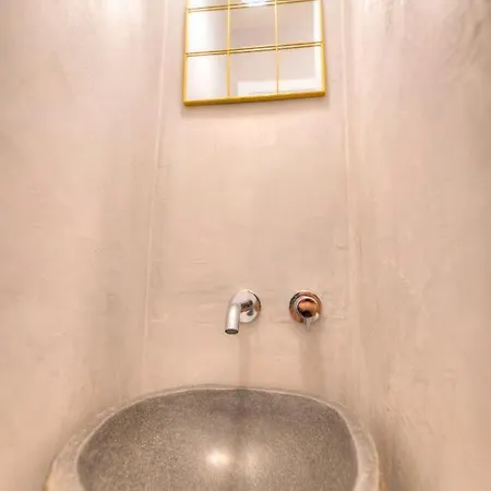 דירה Chic Duplex Maisonette In Centre-ddem1-4