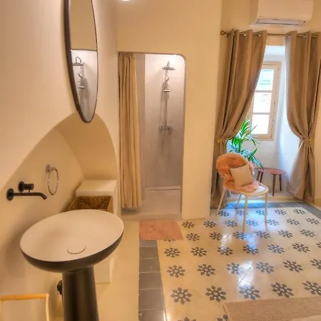 Chic Duplex Maisonette In Centre-ddem1-4 * Valletta